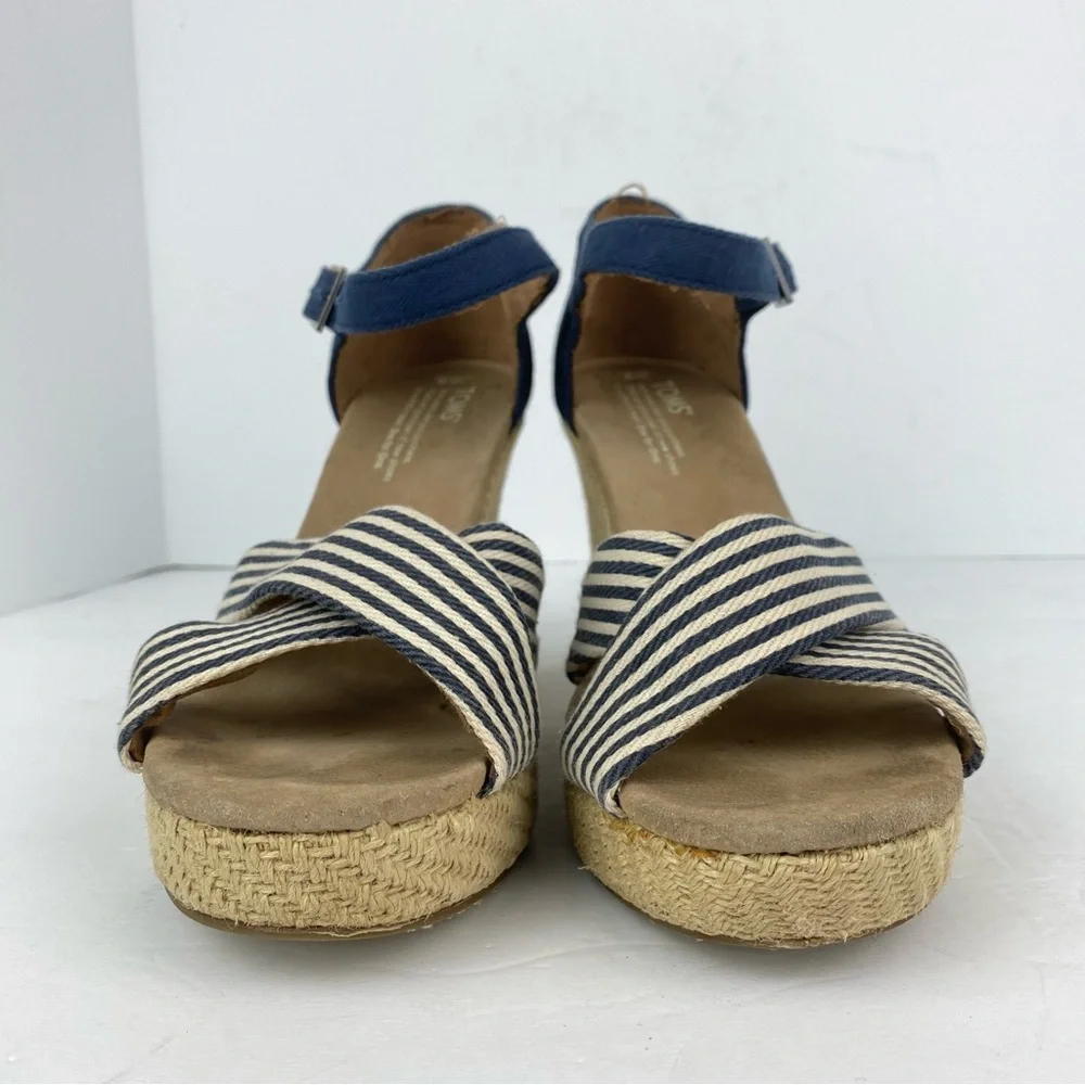 Toms size 9 Women’s Blue White Striped Ankle Strap Espadrille Wedge Sandals